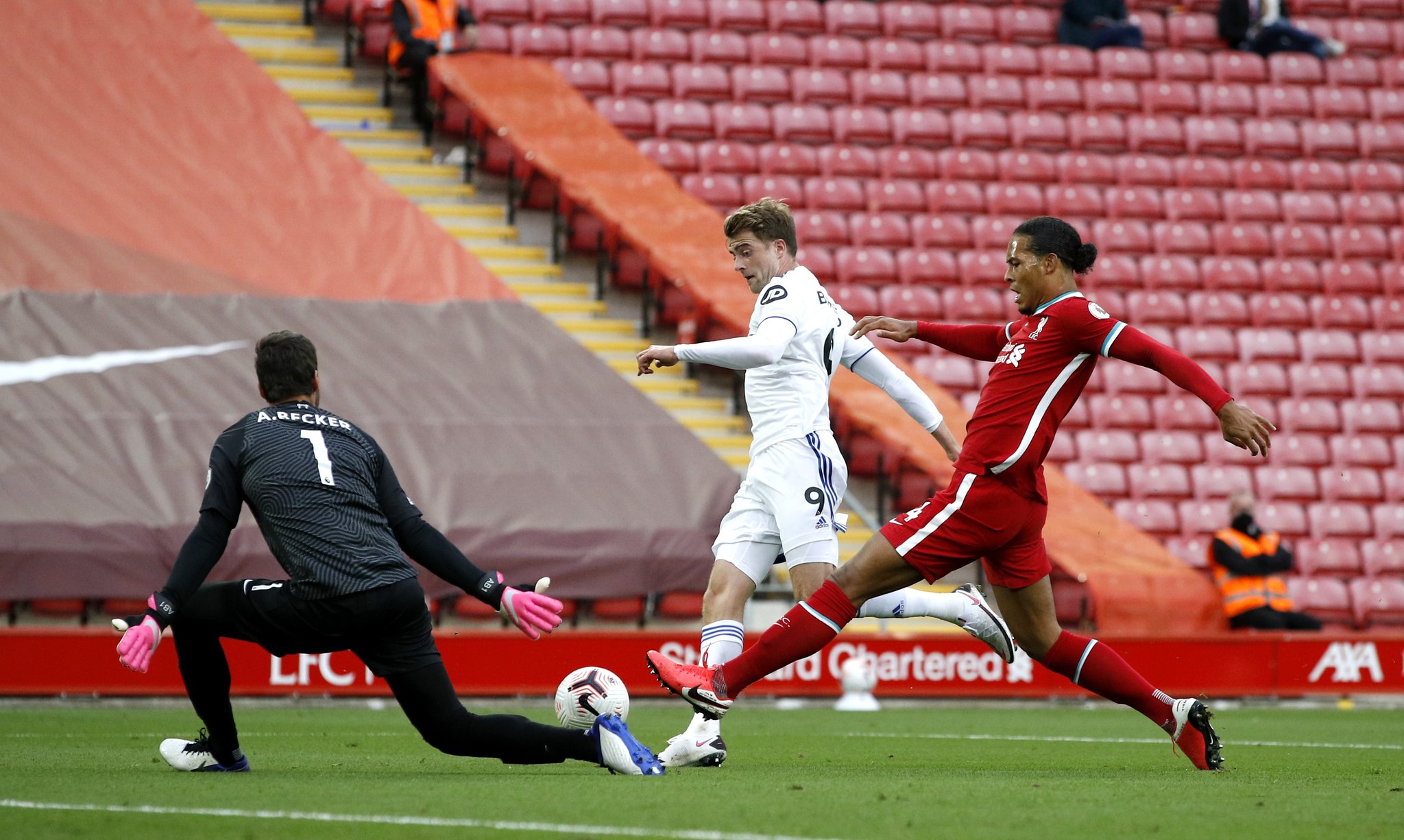 球越过巴西 球越过巴西